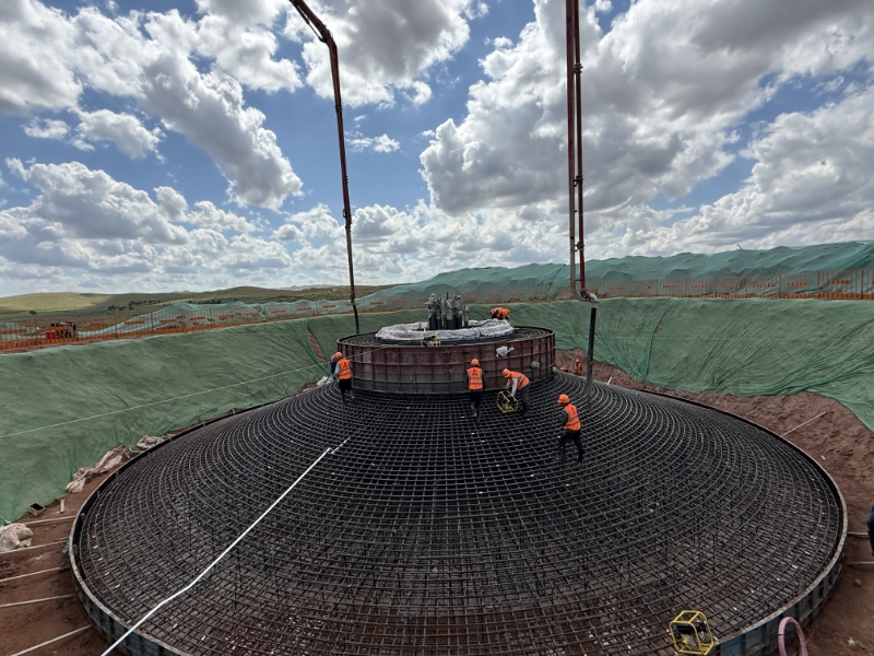 内蒙古翔福源网荷储项目首台风力发电机基础浇筑圆满完成 现场照片