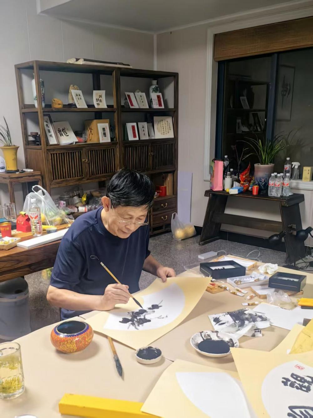 23cb6922f2dcc897cc010bfa202a24ee