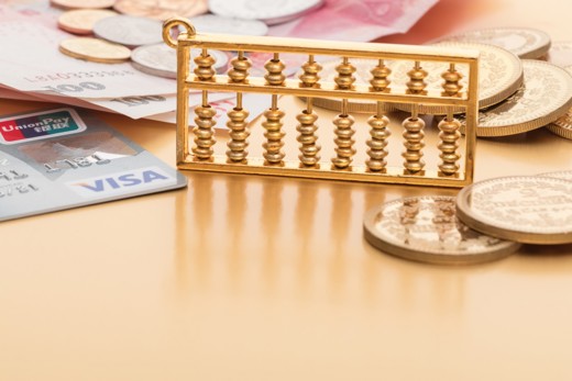 经济学家建言资本市场 多维发力筑牢资本市场稳中向好发展根基